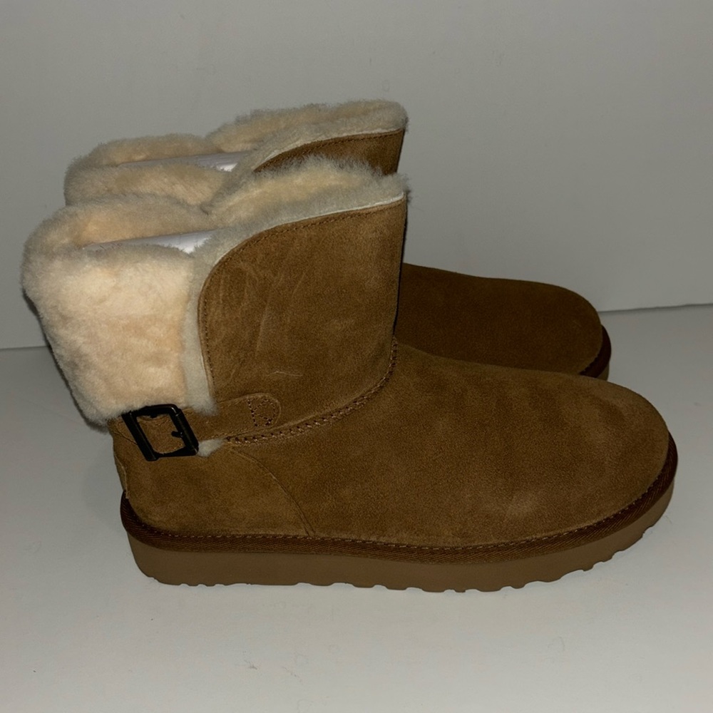 UGG shoes Ugg Karel Boots color Brown